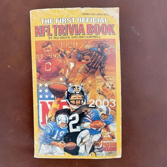 4 Vintage 70s Sports Pop Culture Books Soft Cover - Picture 5 of 11